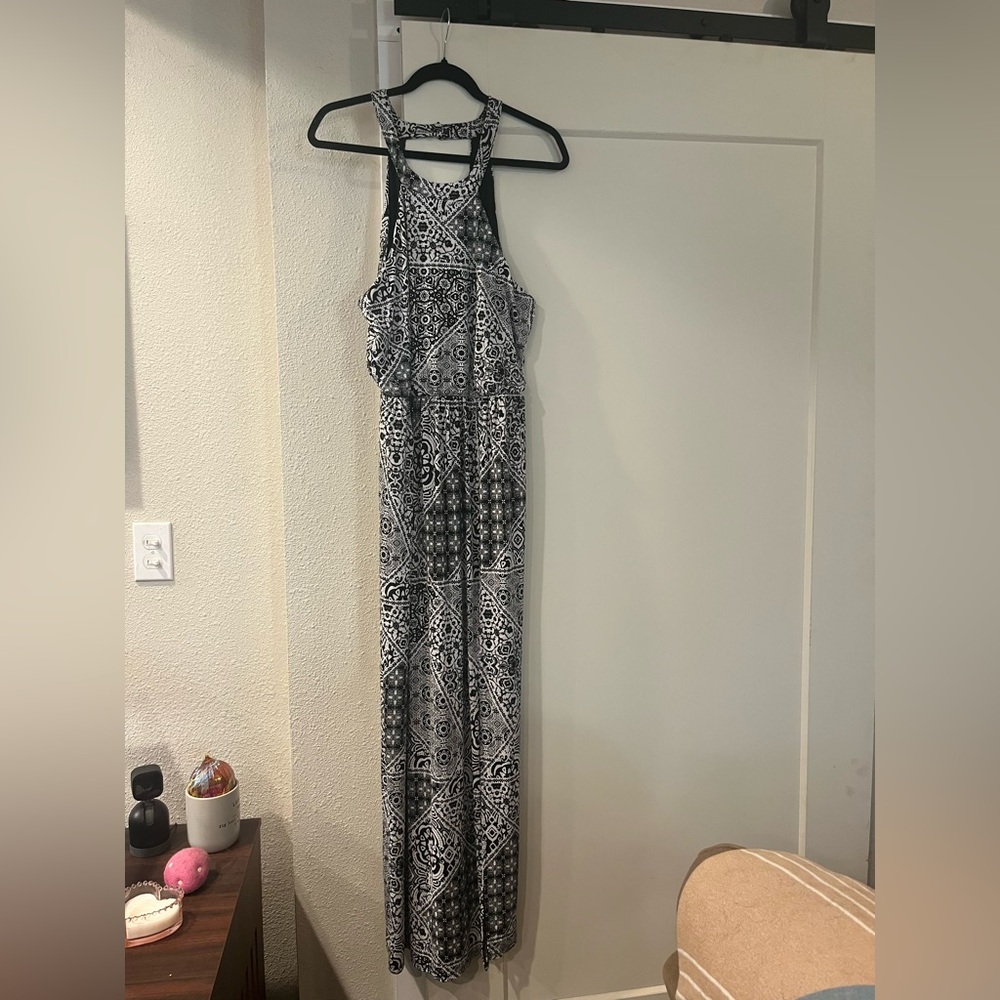 Trixxi Black and White Patterned Maxi Dress Size Large